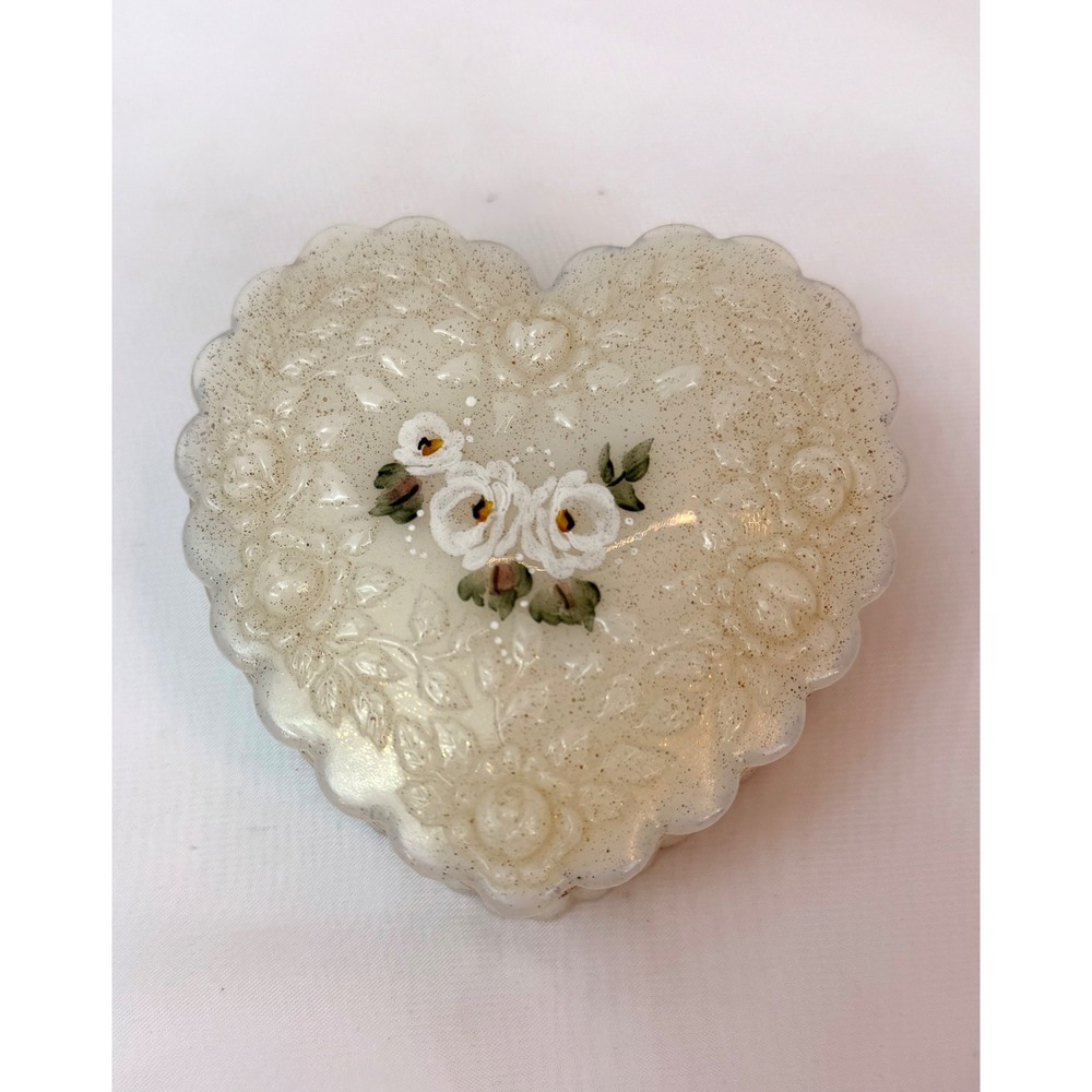 Fenton Romance Collection Heart Trinket Box 22K Gold Hand Painted Signed Ivory